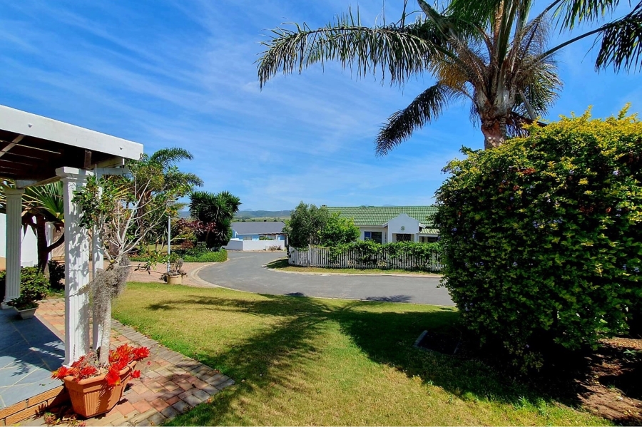 3 Bedroom Property for Sale in Fraaiuitsig Western Cape